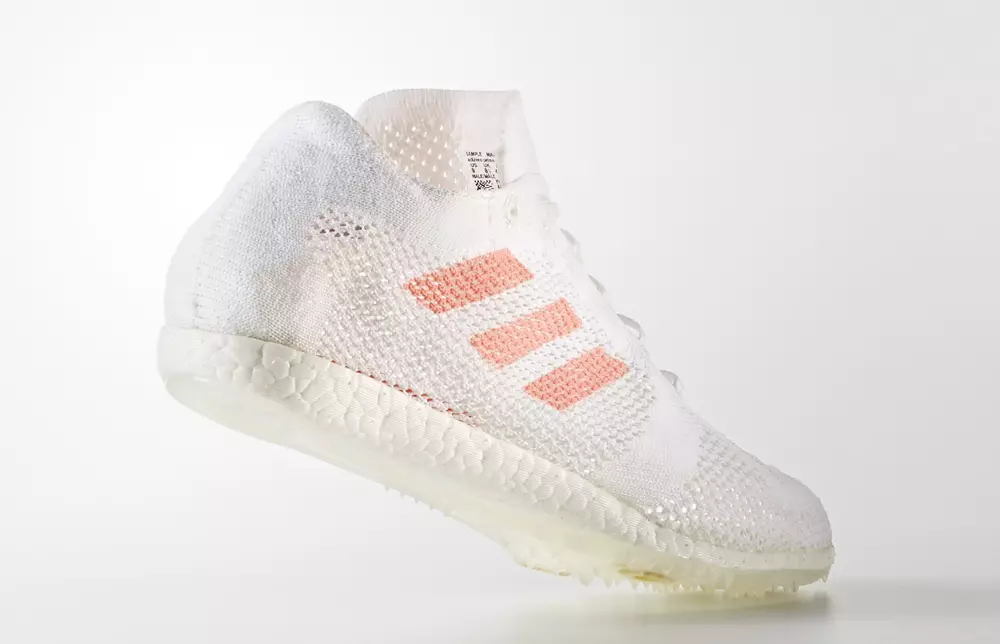 adidas が adiZero Prime Avanti Boost を 300 米ドルでリリース