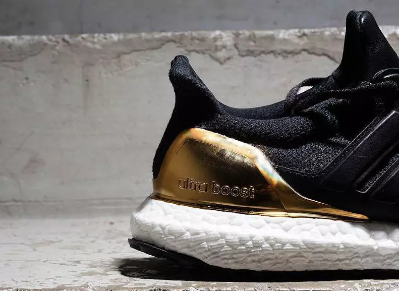 adidas Ultra Boost Black Gold