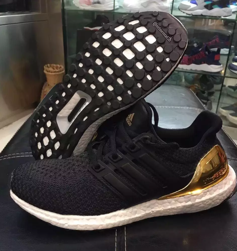 adidas Ultra Boost Black Gold