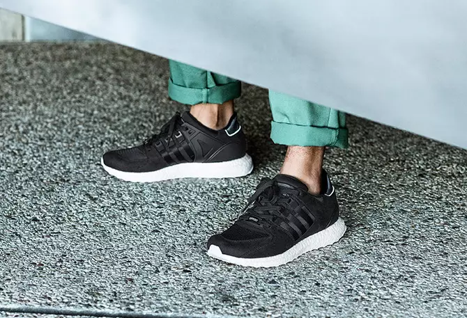 Tacaíocht adidas EQT Pacáiste Samhraidh Treisiú Bán Dubh