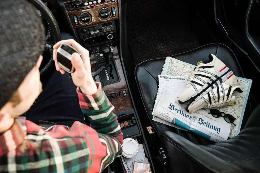 Overkill x adidas Consortium EQT Racing 93 တက္ကစီ