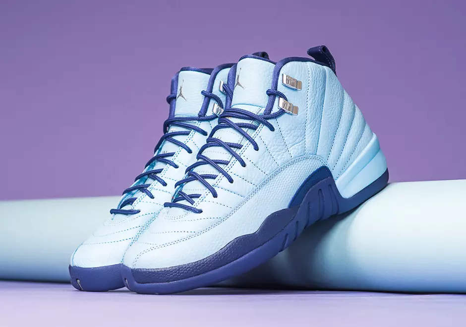 Air Jordan 12 Blue Cap ခရမ်းရောင် ဖုန်မှုန့်