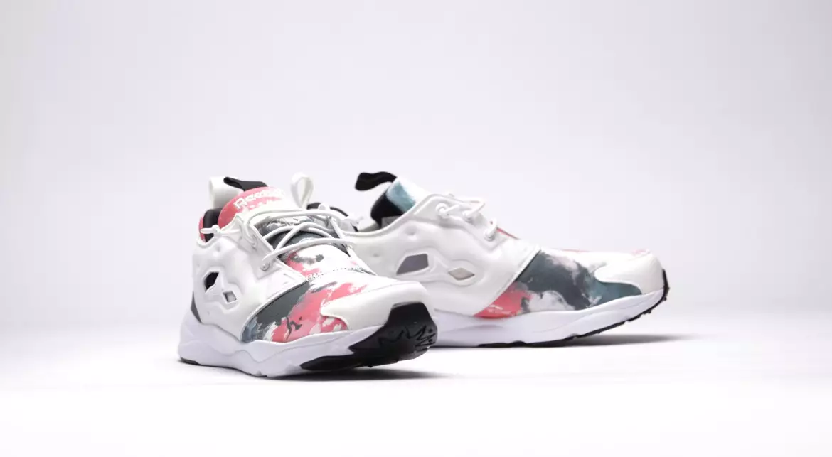 Reebok Furylite SR チョーク