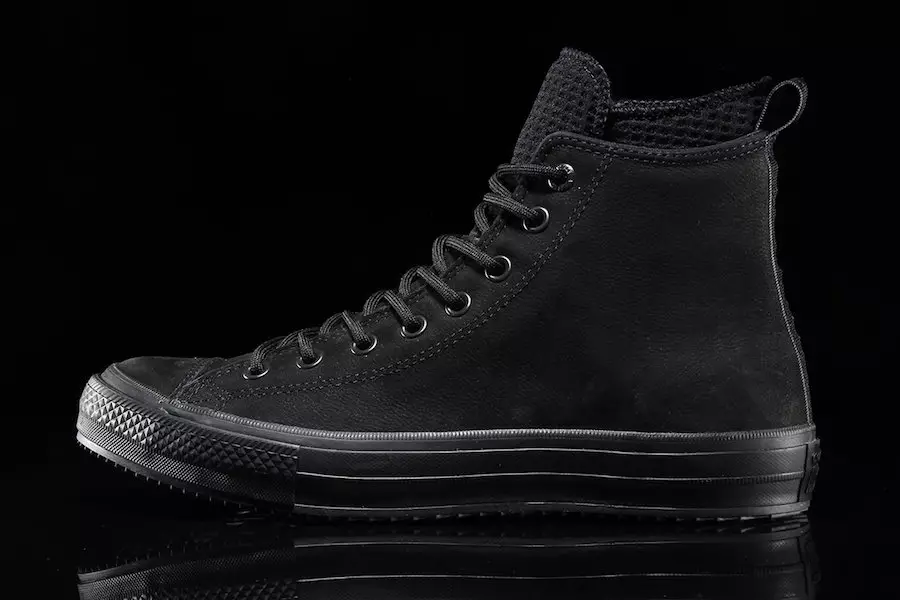 Zungumza na Chuck Taylor Boot Hi Black