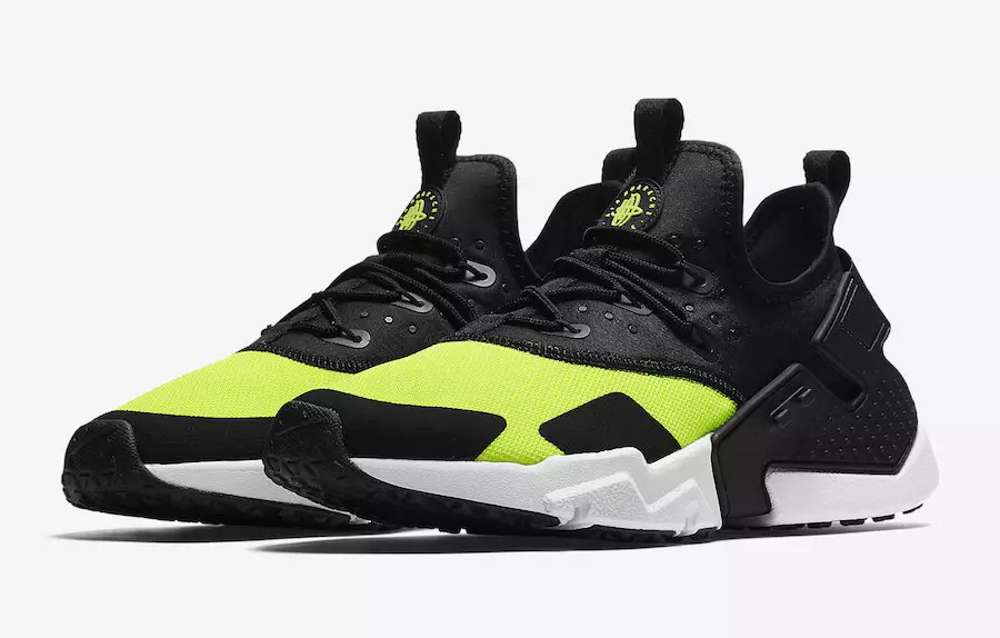 Nike Air Huarache Drift выпускается в черном и желтом цветах