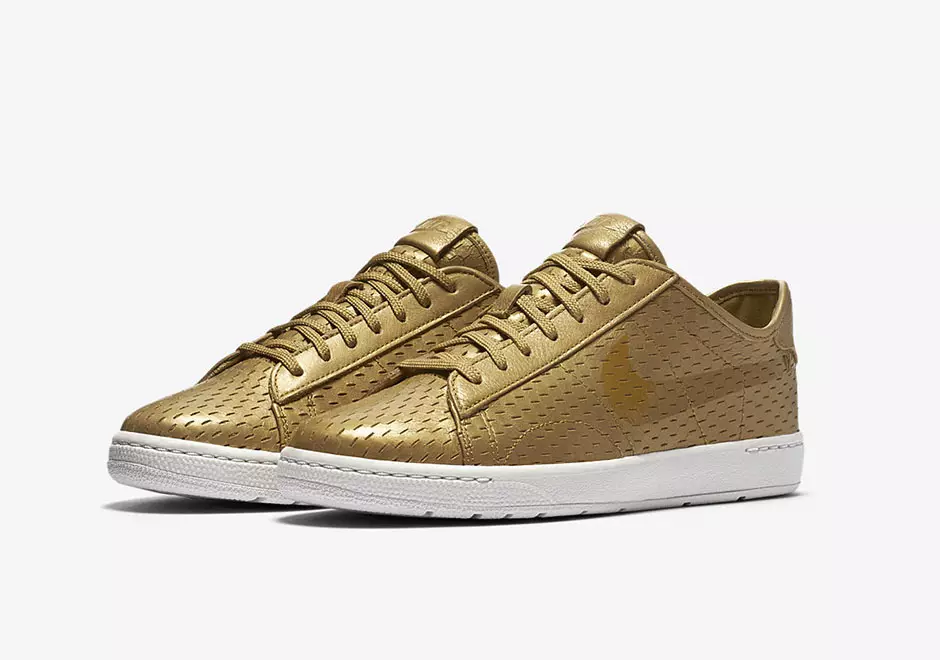 NikeCourt Tennis Classic Ultra Wimbledon Gold Pack