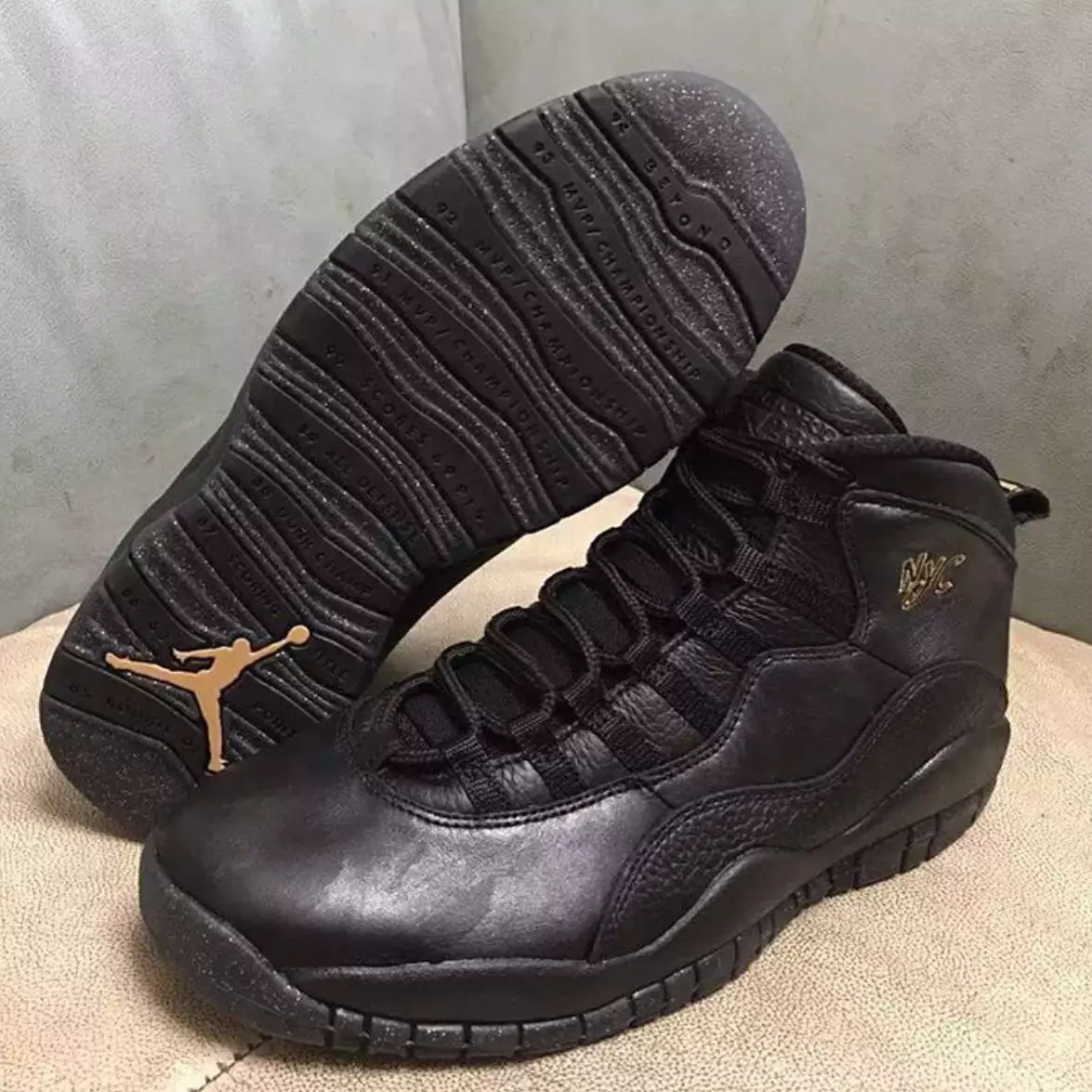 حزمة Air Jordan 10 NYC مدينة نيويورك