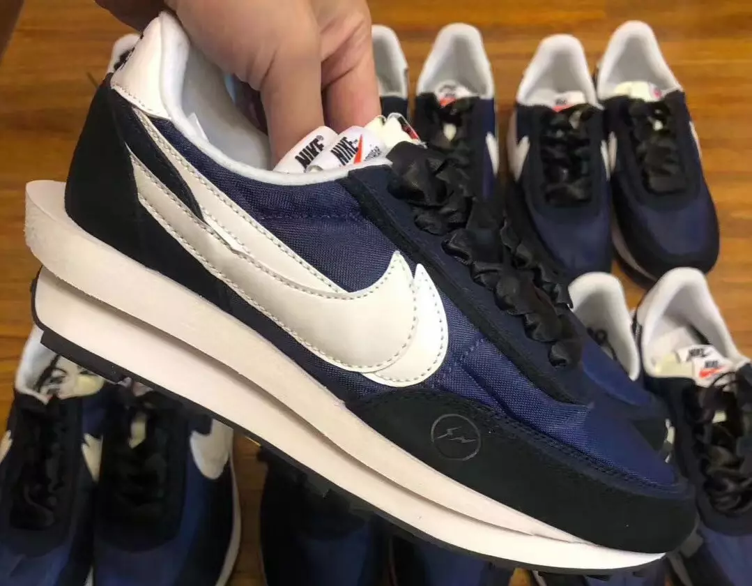 Fragment Sacai Nike LDV Waffle Buraxılış Tarixi Qiymətləndirmə