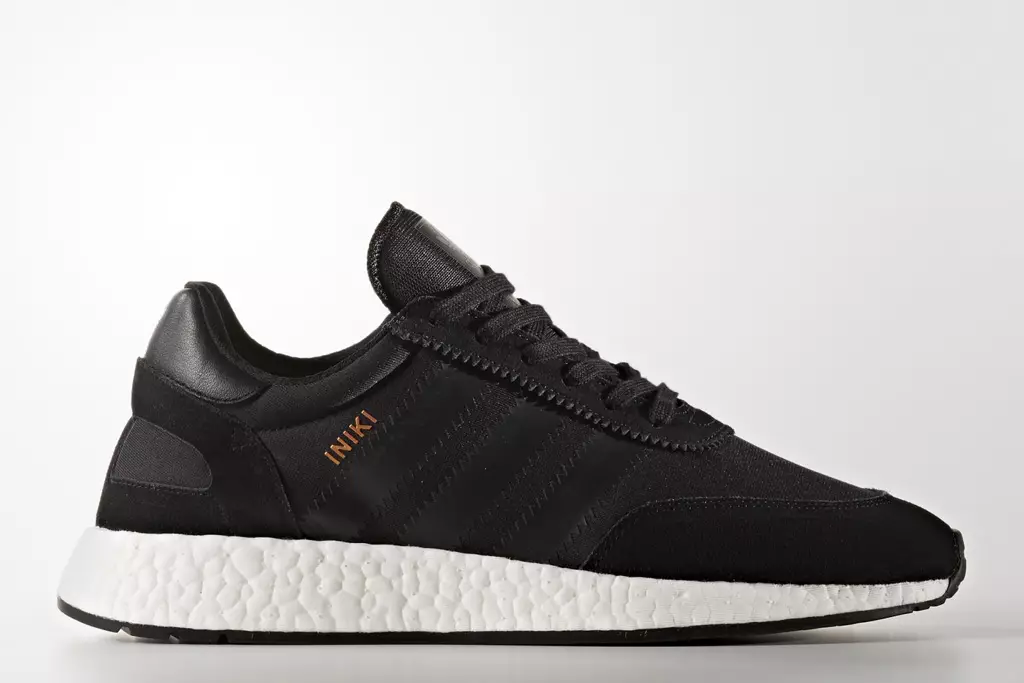 Hier zijn alle adidas Iniki Runner Boost-kleurstellingen die op 20 april worden uitgebracht