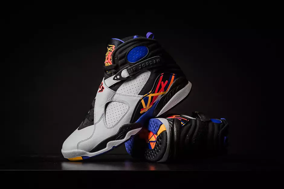 Air Jordan 8 ретро картасы үш рет сүйкімділік