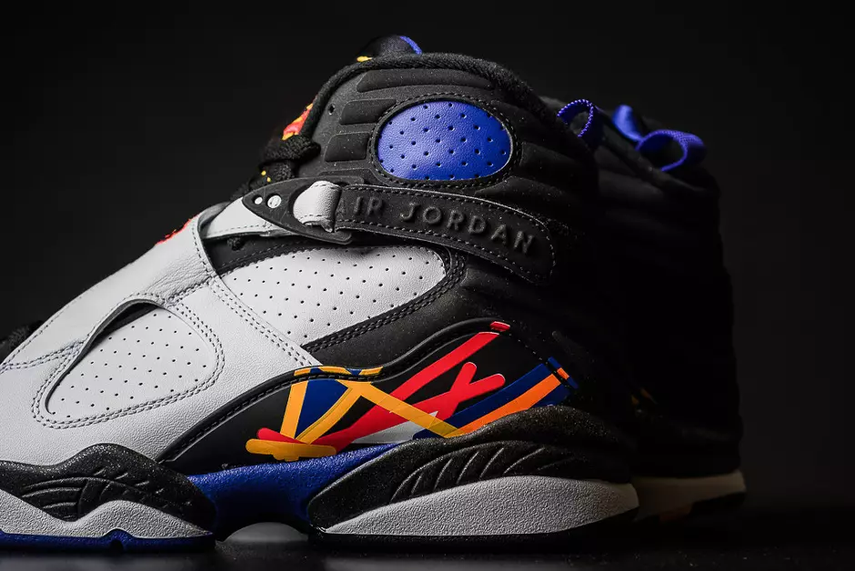 Air Jordan 8 ретро картасы үш рет сүйкімділік