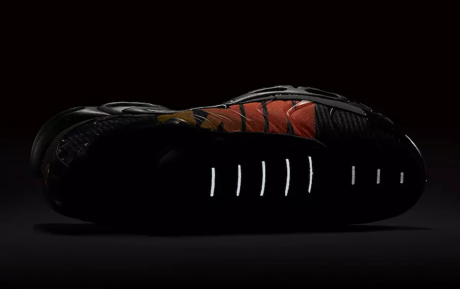 Nike Air Max Plus судалтай хар улбар шар AT0040-002 худалдаанд гарсан огнооны үнэ