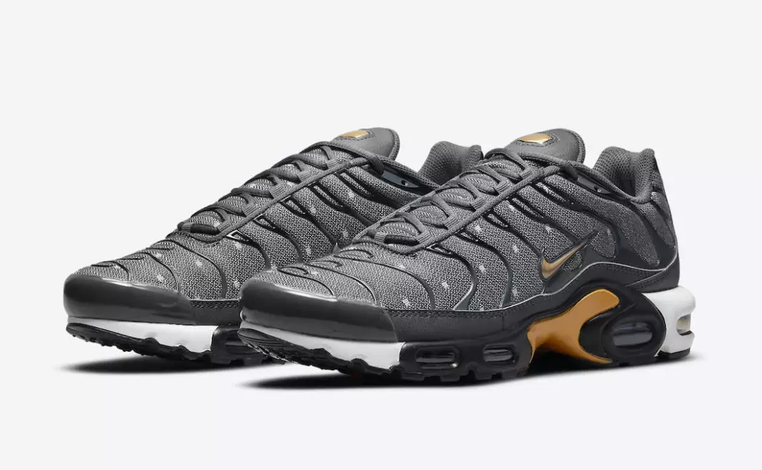 Nike Air Max Plus DM7570-002 Julkaisupäivä