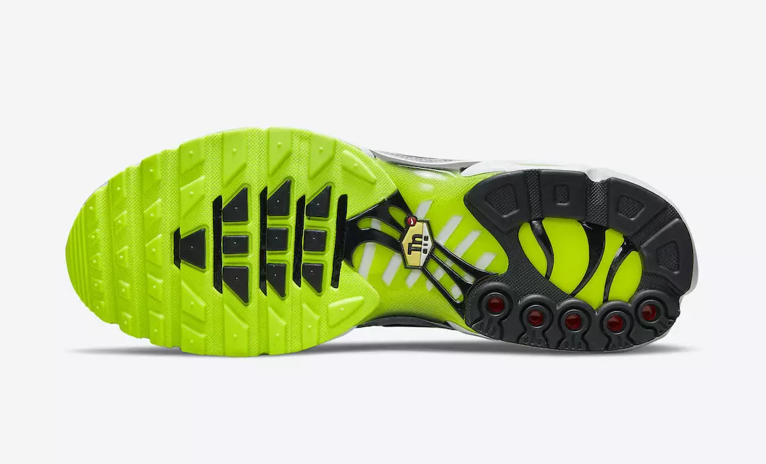 Nike Air Max Plus Logo Reflective DB0682-002 Data ta 'Ħruġ