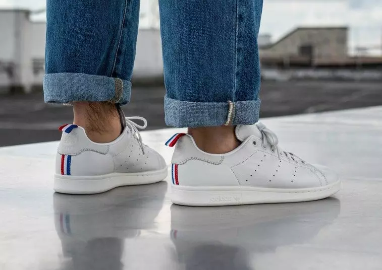 adidas Stan Smith, 새로운 3색 힐 탭 출시