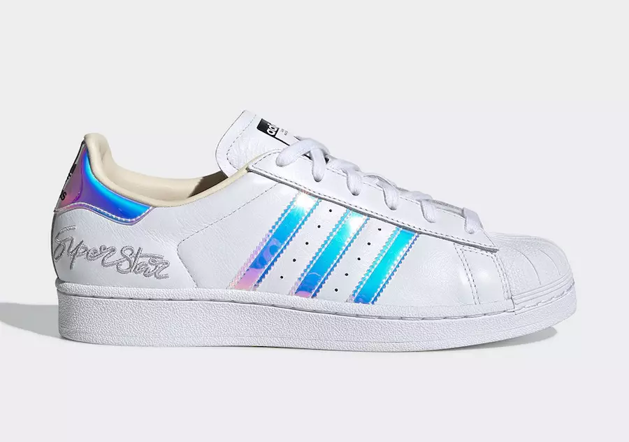 adidas izdaja paket Iridescent Pack, ki vključuje dva ikonična modela