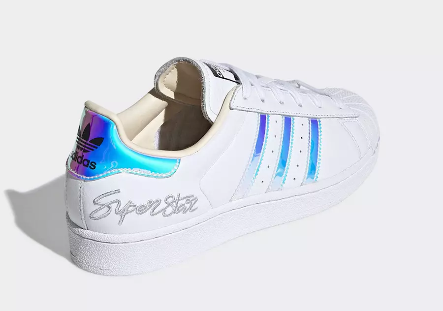 תאריך היציאה של adidas Superstar EF3642