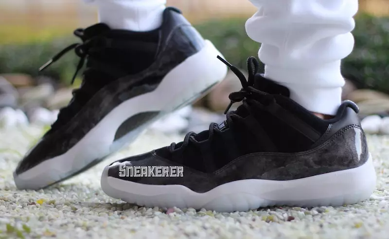 Air Jordan 11 Düşük Baronlar Ayak Üstü