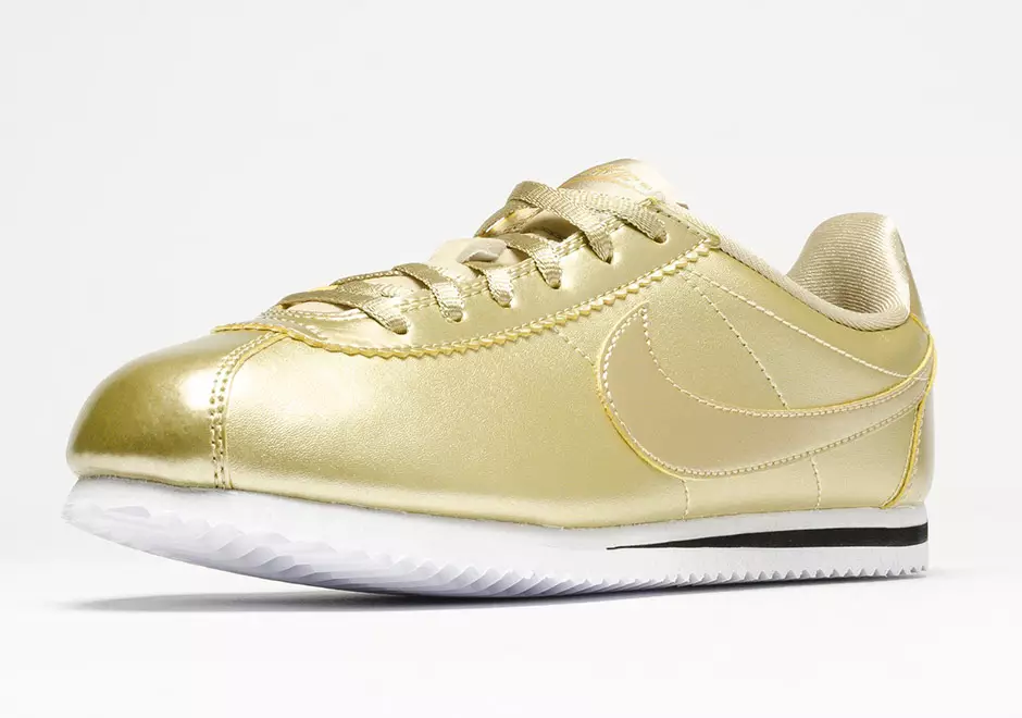 Nike Cortez metalik zlatne 859569-900