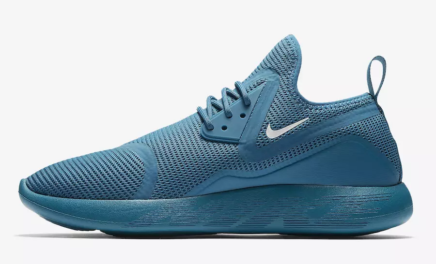 Nike LunarCharge sənaye mavisini nəfəs alır