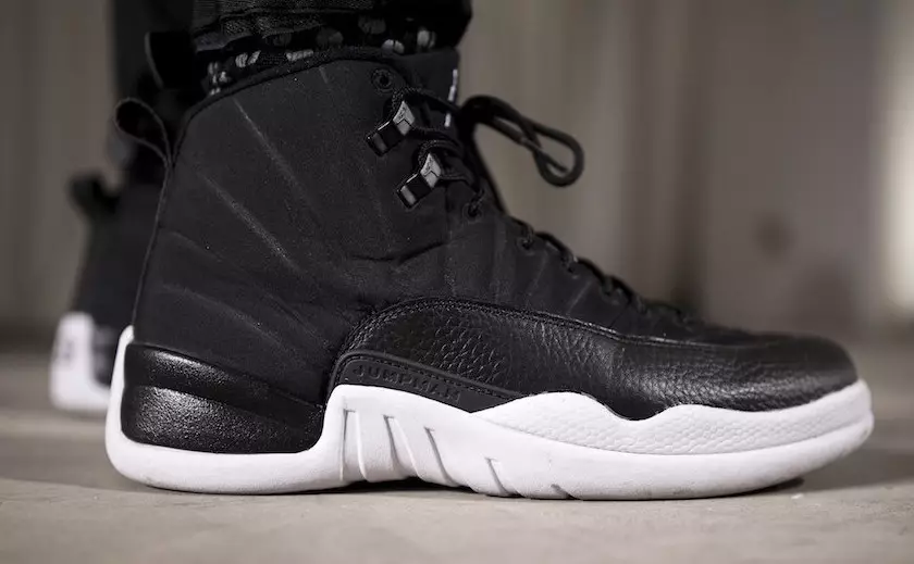 Öffentliche Schule Air Jordan 12 Schwarz Weiß Freunde und Familie