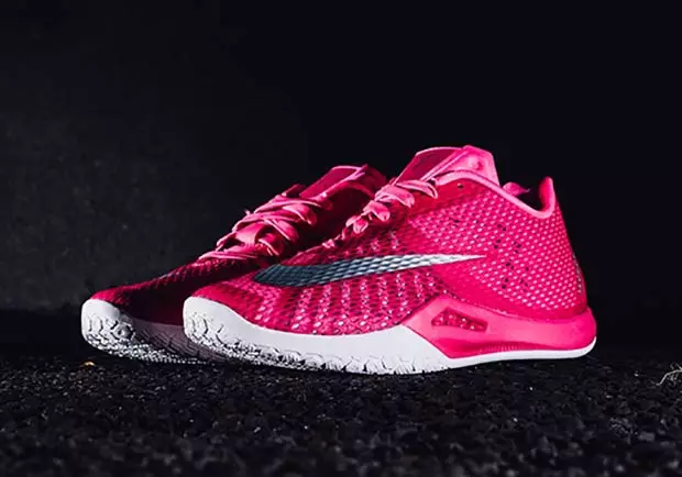 Nike HyperLive piensa en rosa