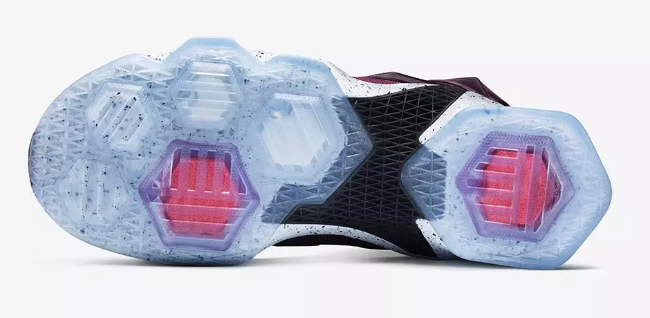 LeBron 13 געשריבן אין די שטערן