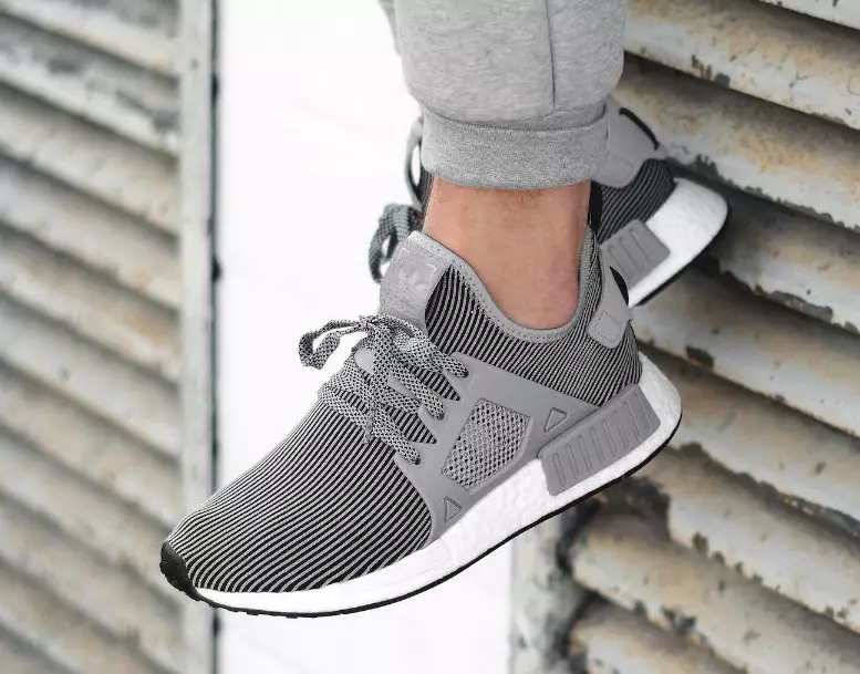 محموله زیتون خاکستری آدیداس NMD XR1 Primeknit