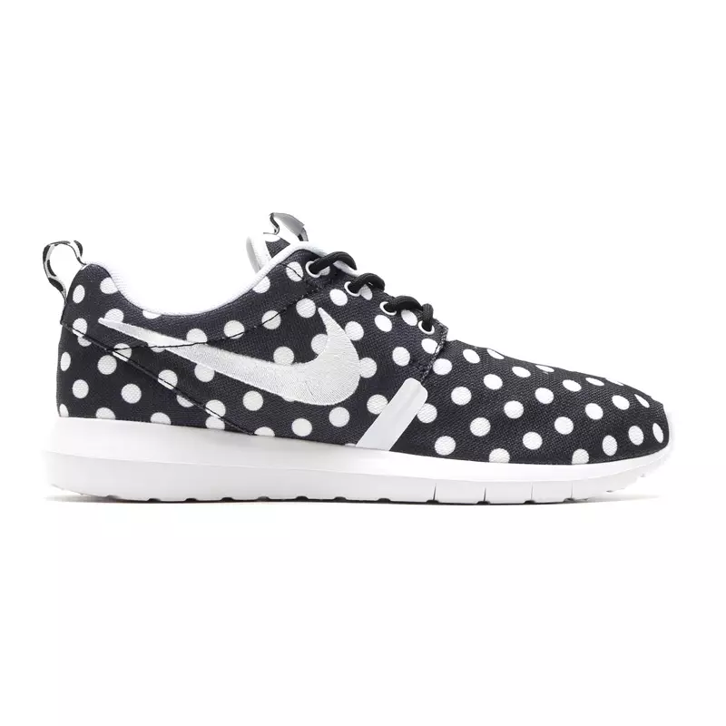 Nike Roshe Run NM პოლკა წერტილების პაკეტი