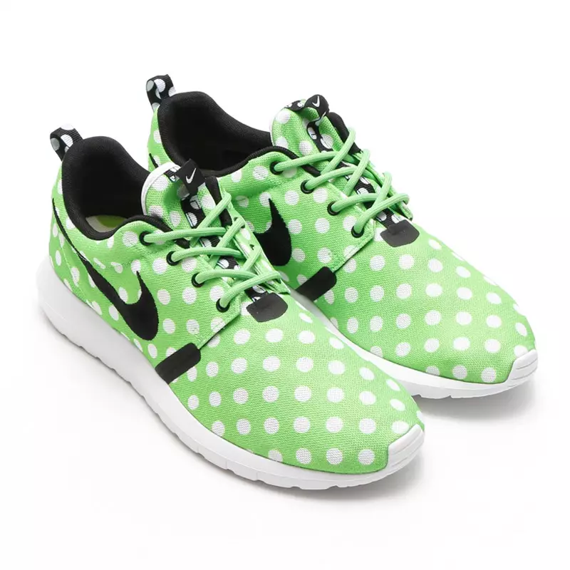 Nike Roshe Run NM Polka Dot to'plami