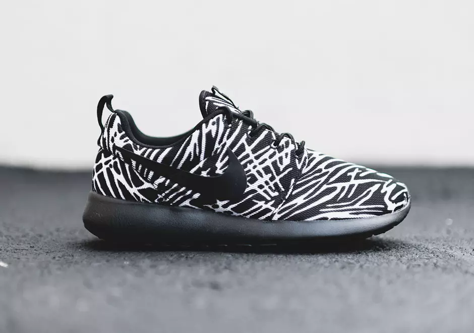 Nike Roshe One Print Black White