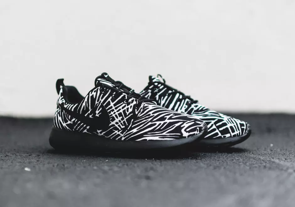 Nike Roshe One Print შავი თეთრი