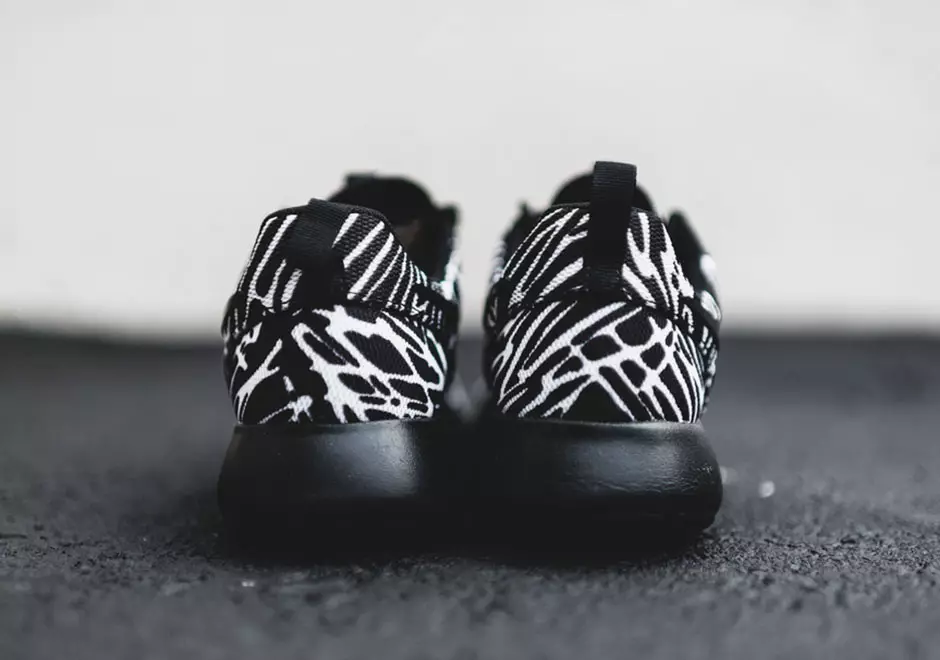 Nike Roshe One Print Negro Blanco