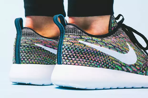 Nike Dames Flyknit Roshe Run Veelkleurig