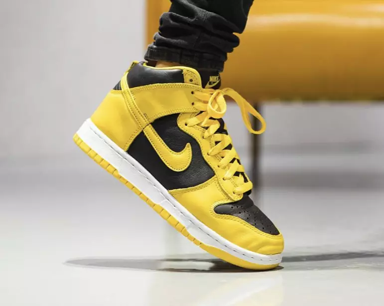 Nike Dunk High Varsity Maize CZ8149-002 Data di rilascio ai piedi