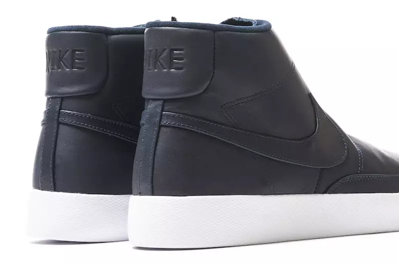 NikeLab Blazer အဆင့်မြင့် Obsidian အဖြူရောင်