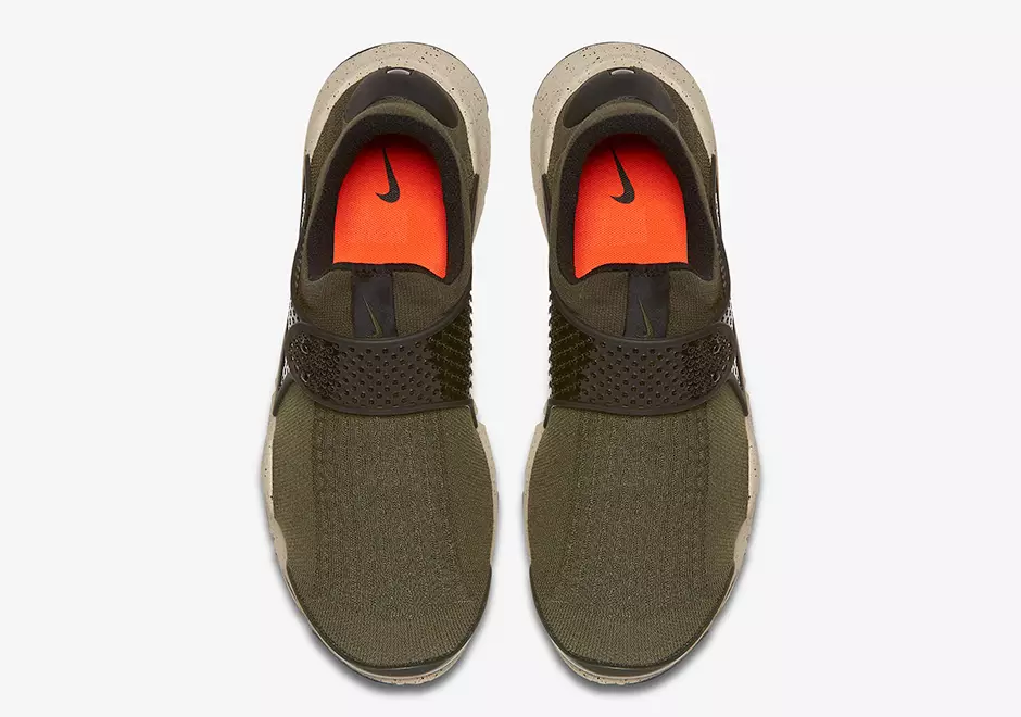 Nike Sock Dart SE Cargo Khaki מעלדונג טאָג