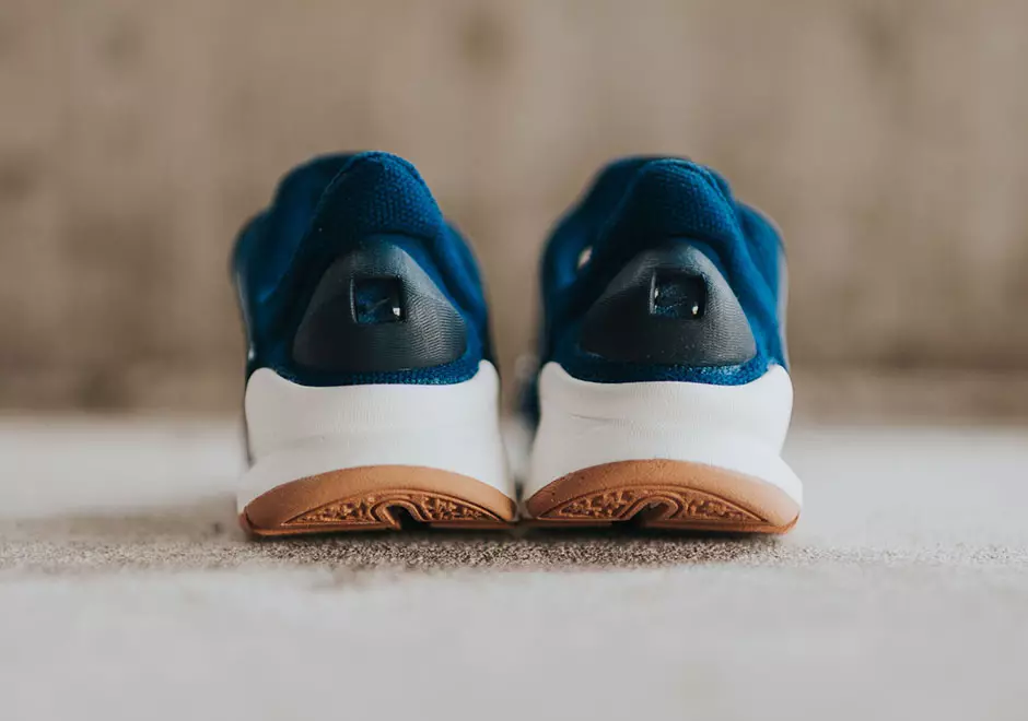 Nike Sock Dart Coastal Blue Obsidian Gum Sole