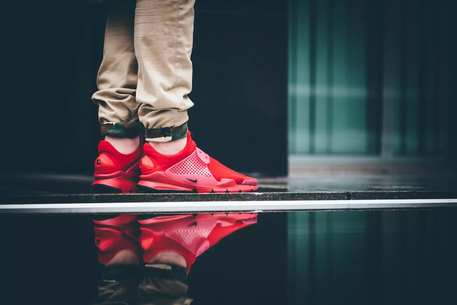 Red Nike Sock Dart SAD 4. jula