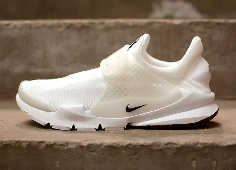 Nike Sock Dart Эгемендүүлүк күнү пакети