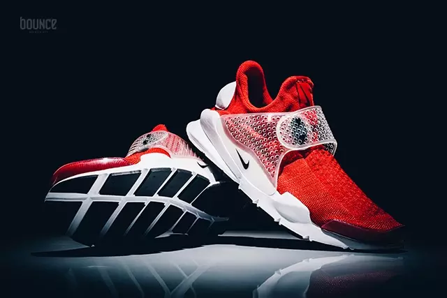 Piros Nike Sock Dart