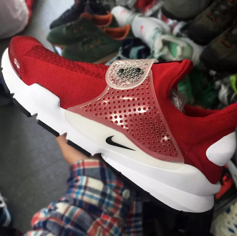 Шкарпэткі Nike Dart Red 2016