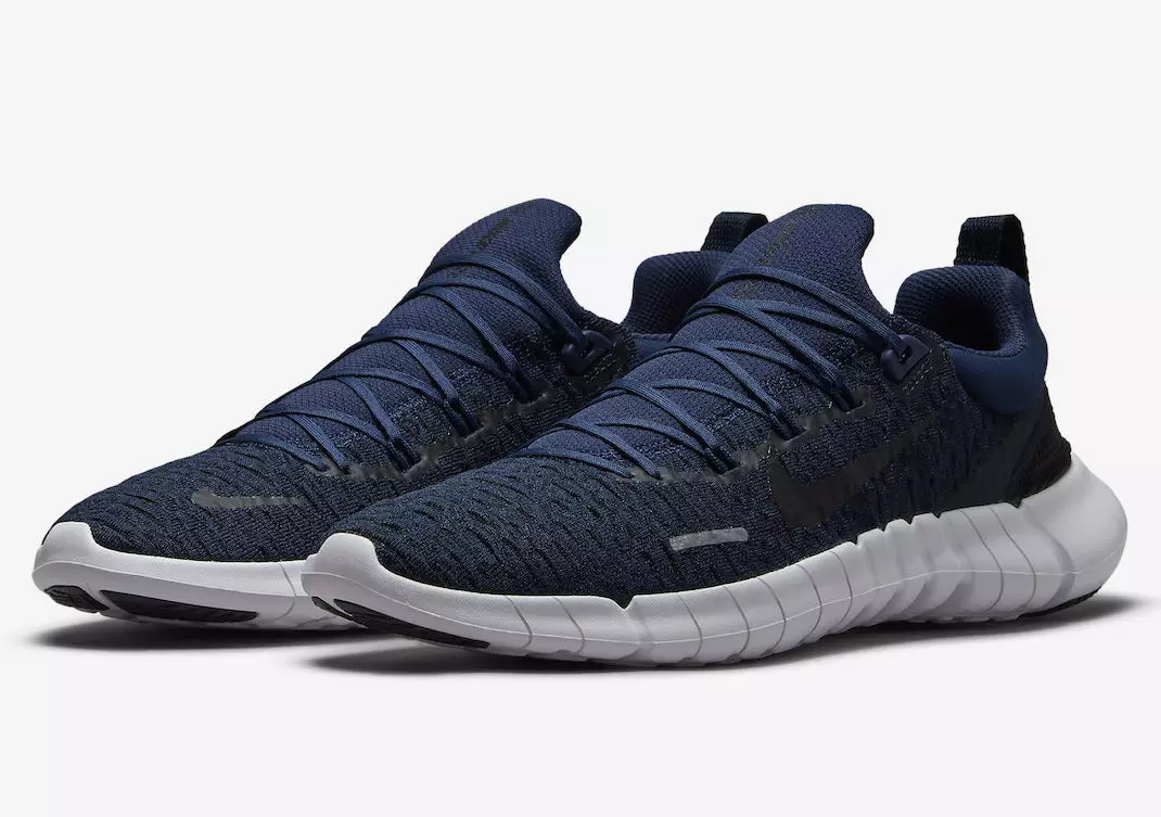 Nike Free Run 5.0 Donanma ve Obsidiyen Renklerinde Mevcut