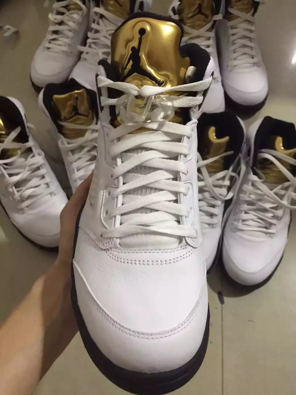 Utgivelsesdato for Air Jordan 5 Olympic White Black Gold