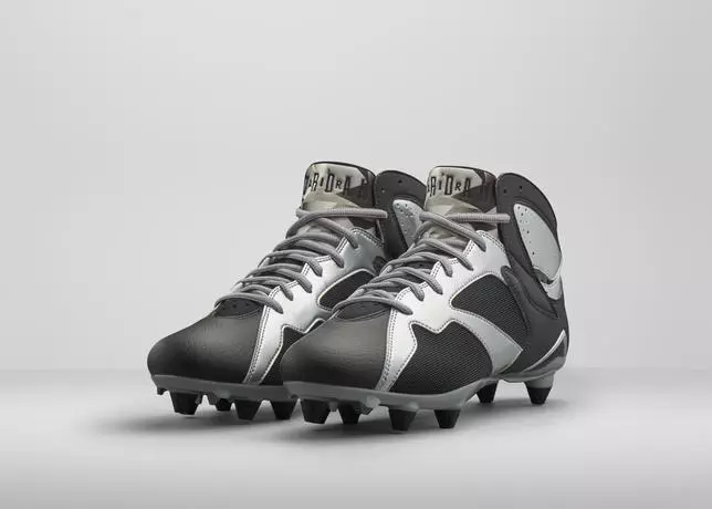 air-jordan-7-cleats-9