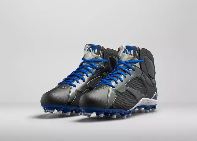 aer-Jordan-7-cleats-5