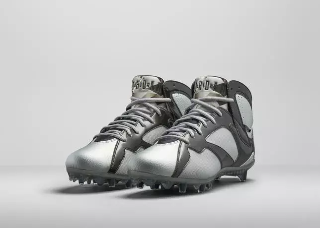 air-jordan-7-cleats-7