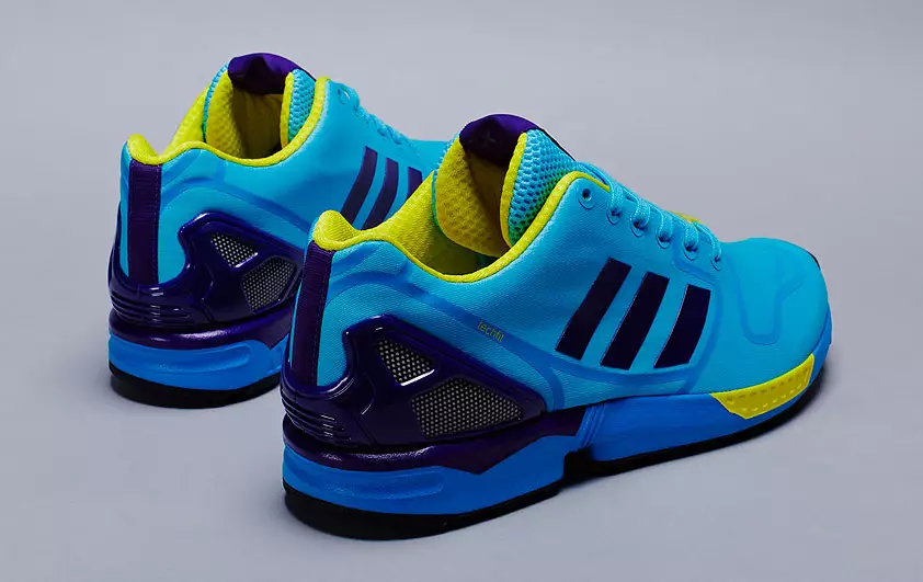 adidas Originals ZX Flux TechFit OG パック