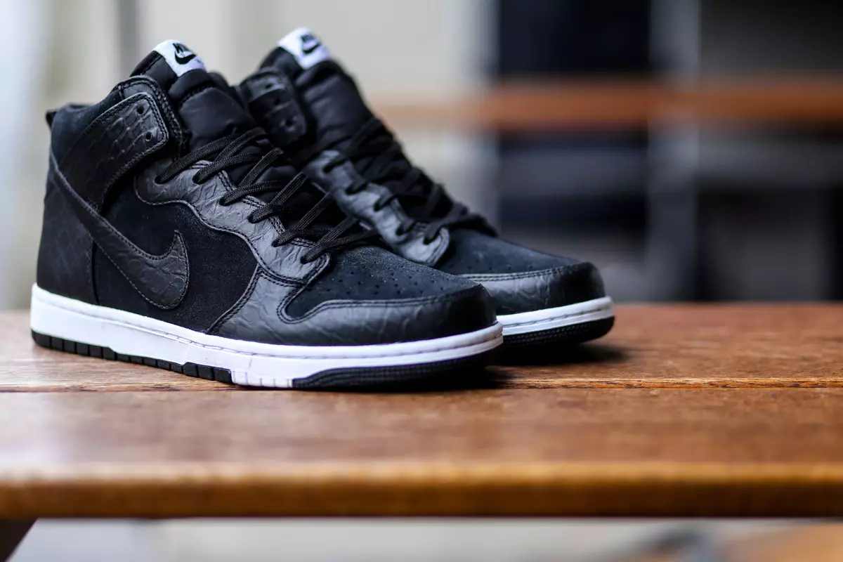 nike-dunk-cmft-premium-black-croc-2