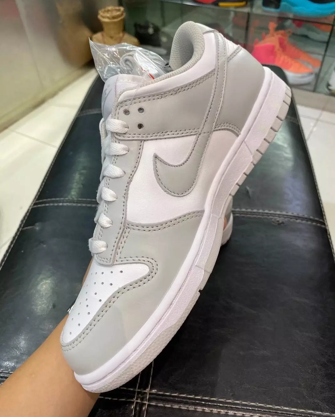 Nike Dunk Low WMNS Photon Dust CU1726-201 Шығарылған күні